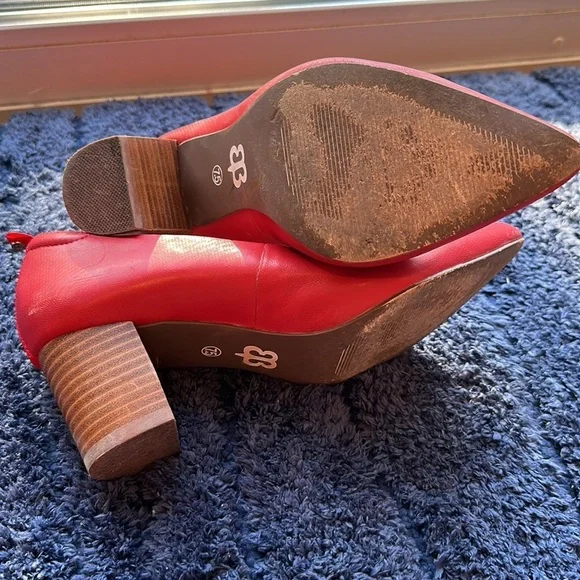 Betabrand Red Block Heel Pumps – Size 7.5 | Classic Work-to-Weekend Comfort Heel - Picture 4 of 7